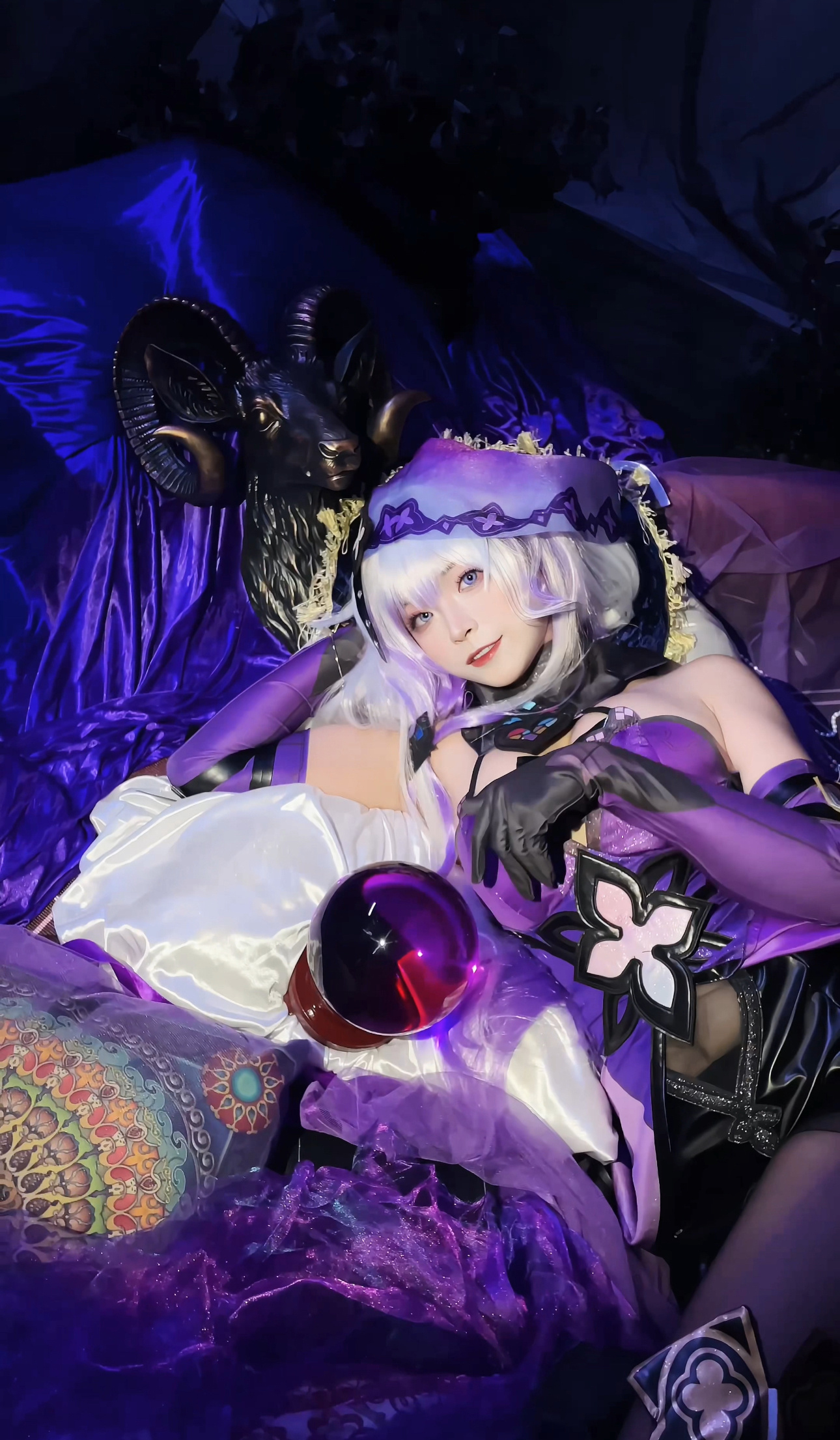 《崩坏：星穹铁道》黑天鹅cosplay-皮皮虎资源网