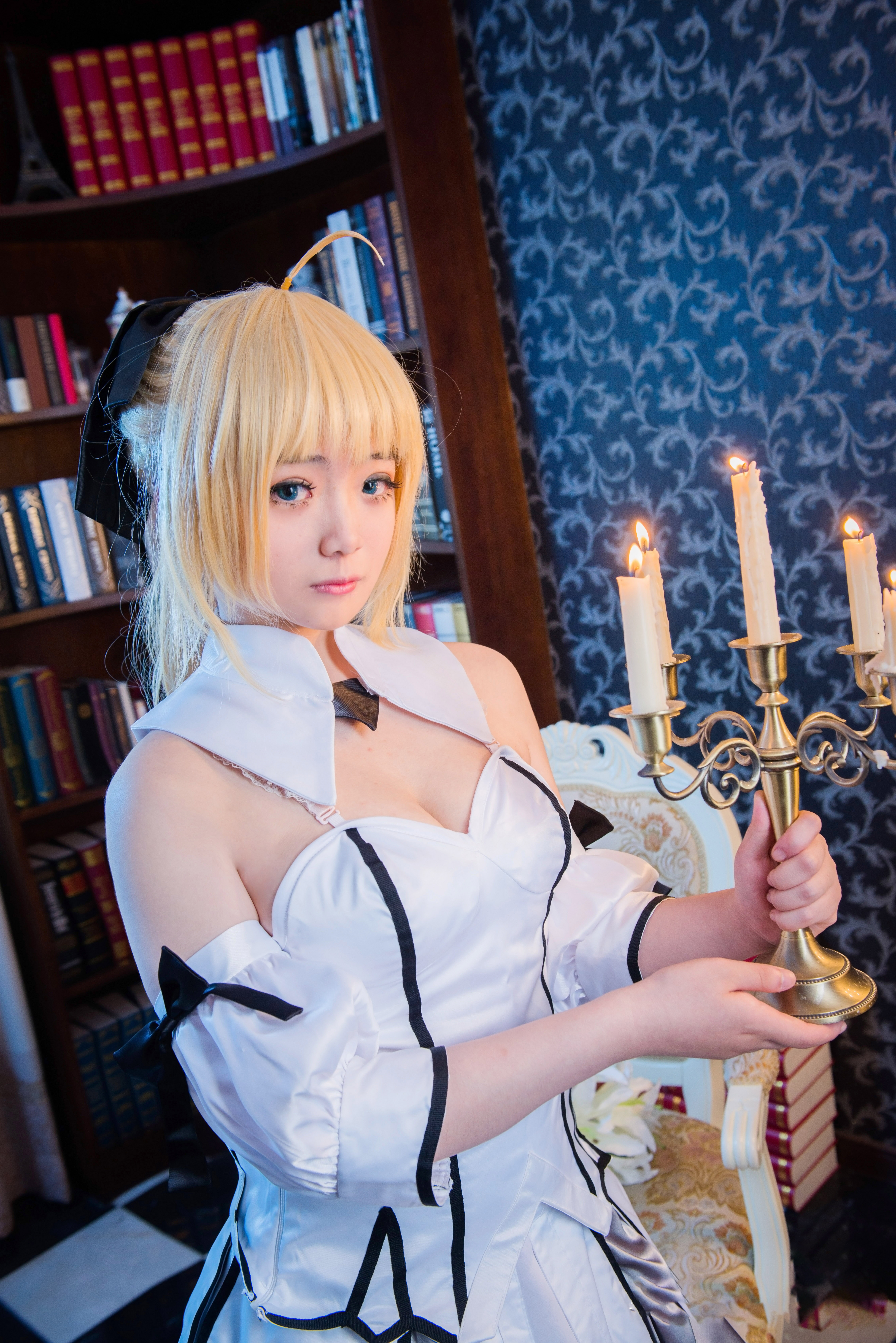 阿尔托利亚·潘德拉贡cosplay-二次元