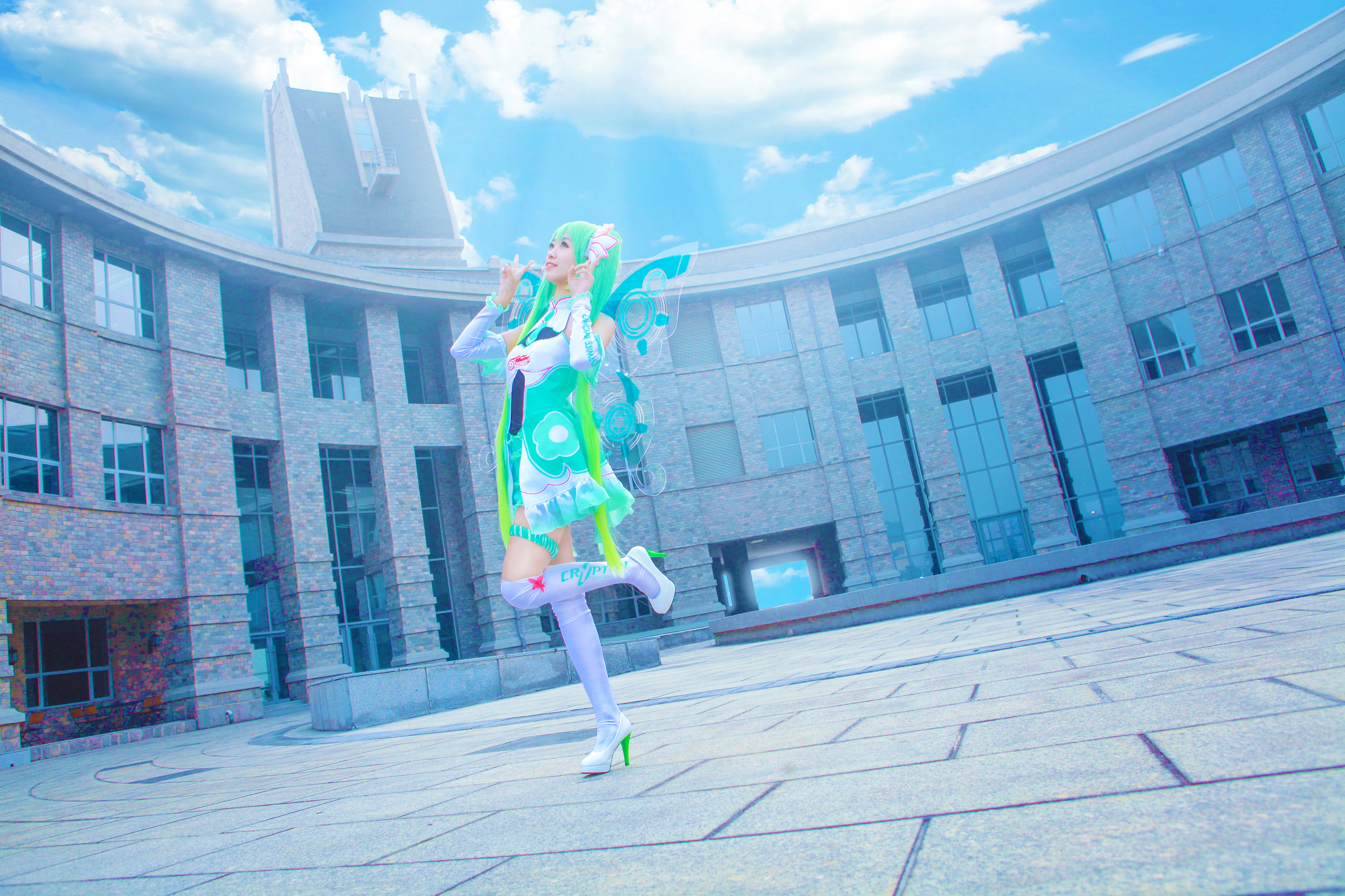 MIKU赛车娘cosplay-二次元