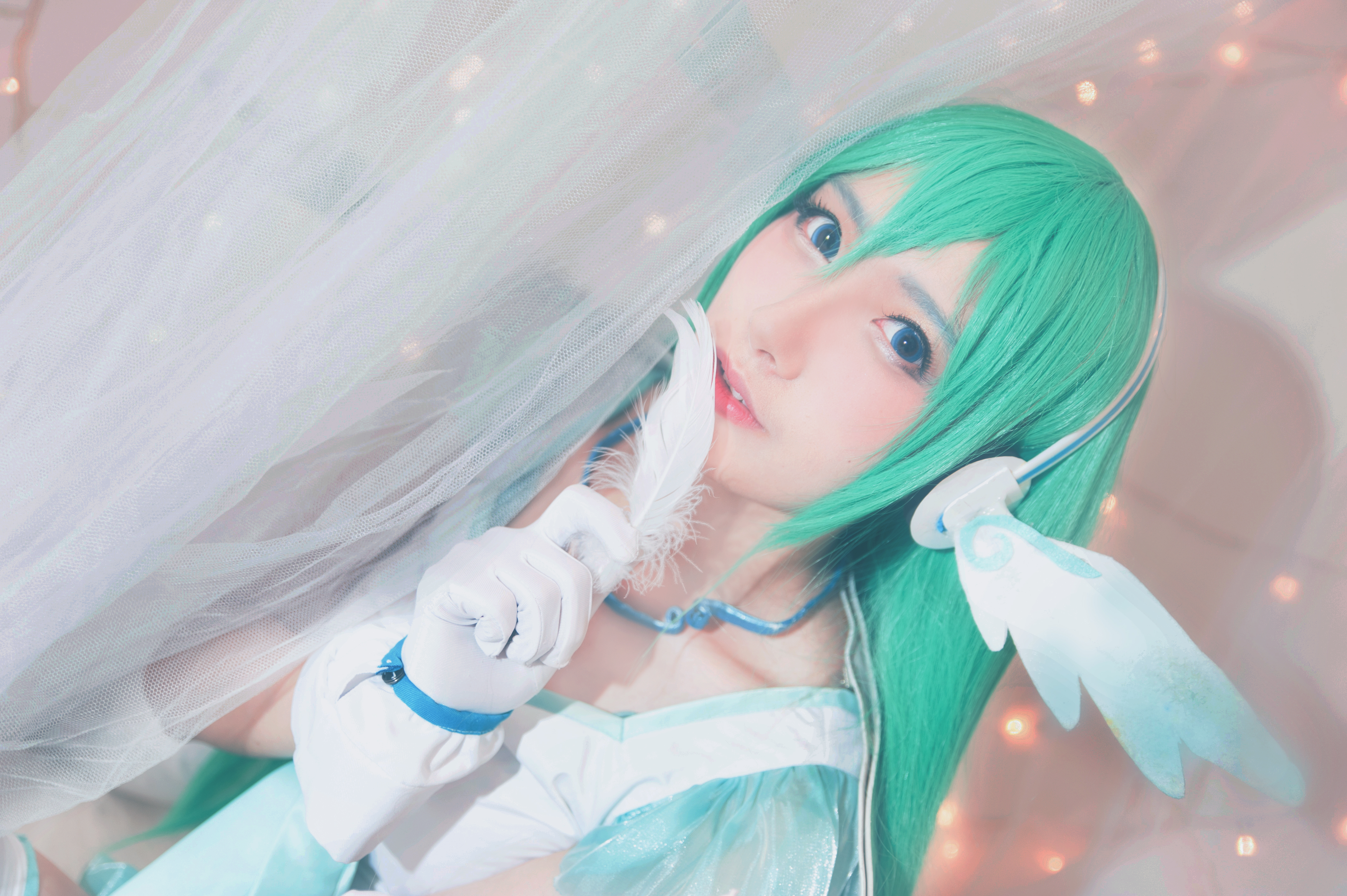 miku八翼天使✧*｡喜欢羽毛染上我的颜色-二次元