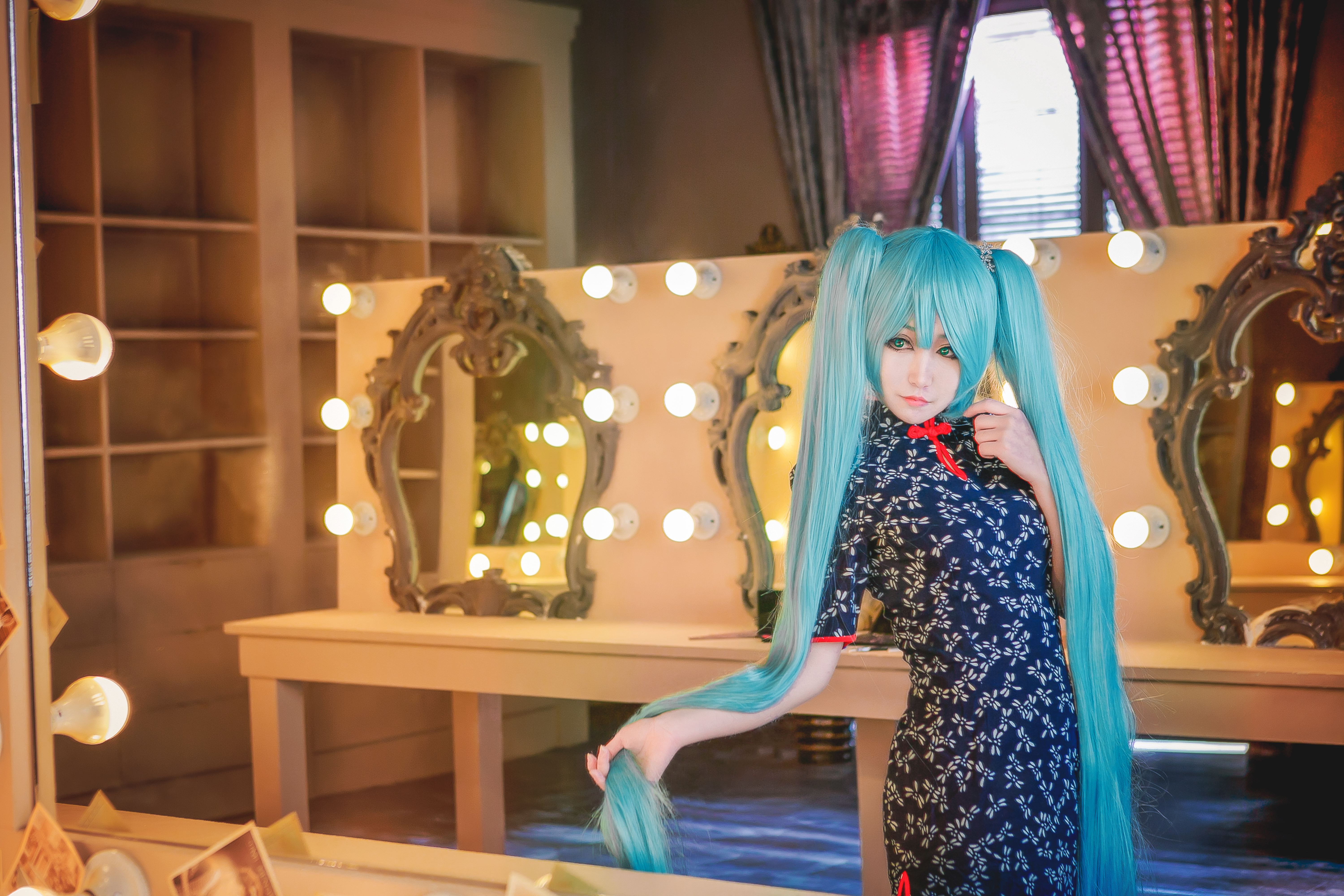 V家初音Cosplay-二次元