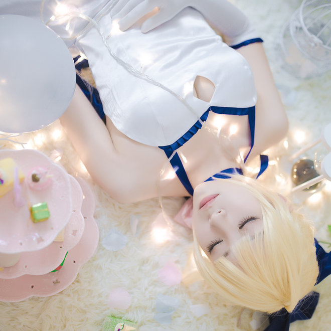 型月十年之Saber lily蓝百合礼服Cosplay