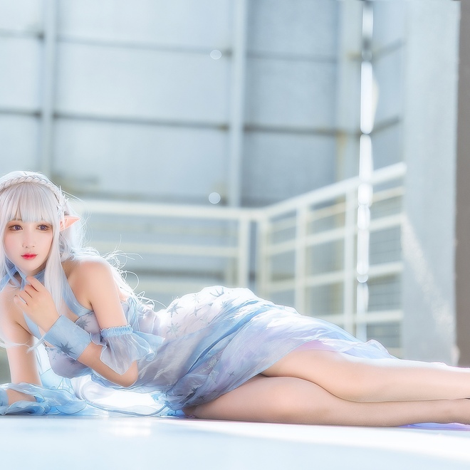 《从零开始的异世界生活》 爱蜜莉亚cosplay