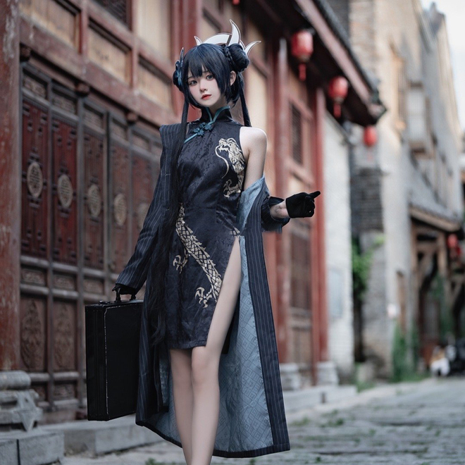 《蔚蓝档案》妃咲cosplay