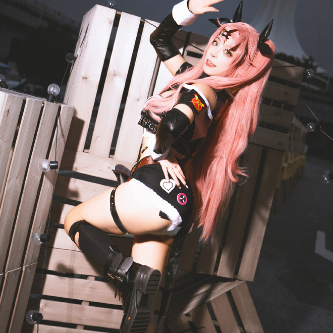 《绝区零》妮可cosplay