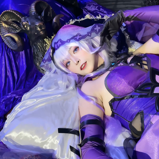 《崩坏：星穹铁道》黑天鹅cosplay