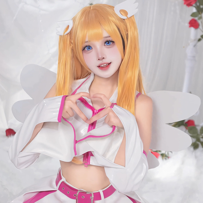 《2.5次元的诱惑》莉莉艾露cosplay