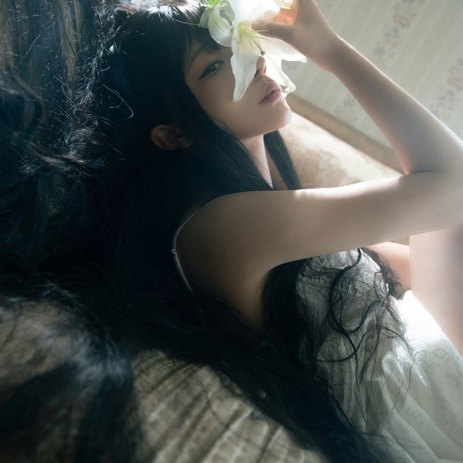 少女写真 百合花