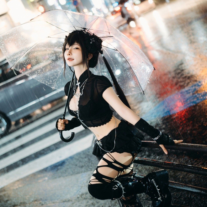 《夜行》少女写真