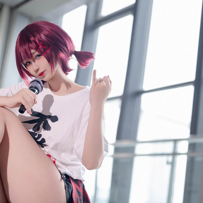 《少女乐队的呐喊》井芹仁菜cosplay