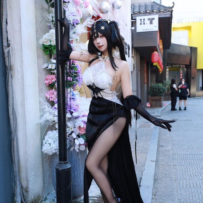 《碧蓝航线》 ​​​指挥官cosplay
