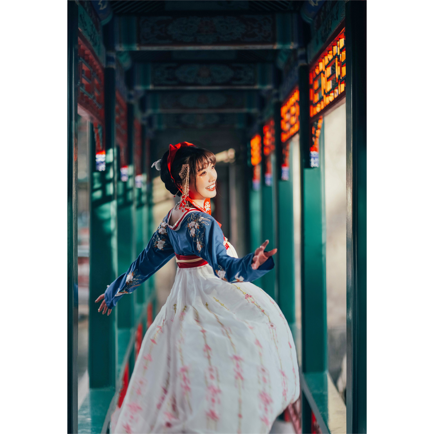 彩蛋 白雪公主(snow white)是广泛流行于欧洲的一个童话故事中的人物